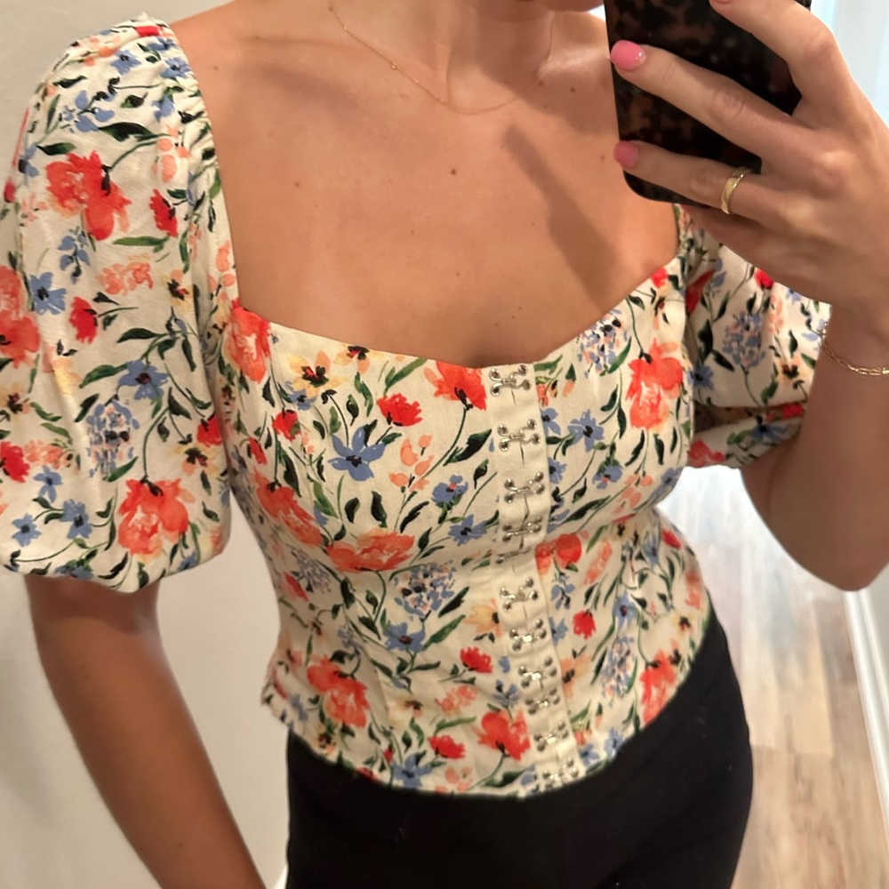 ASTR Floral Zip Up Top